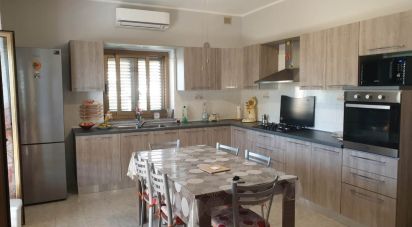 Appartamento 8 locali di 130 m² a Amantea (87032)