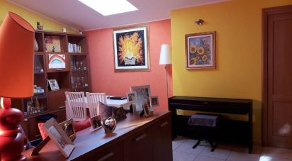 Appartamento 6 locali di 72 m² a Rende (87036)