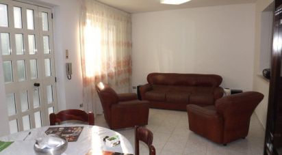 Traditional house 9 rooms of 160 m² in Pescara (65129)