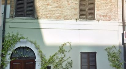 Casa indipendente / Villa 8 locali di 118 m² in Porto San Giorgio (63822)