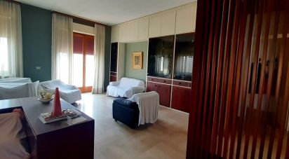 Block of flats in Suno (28019) of 700 m²