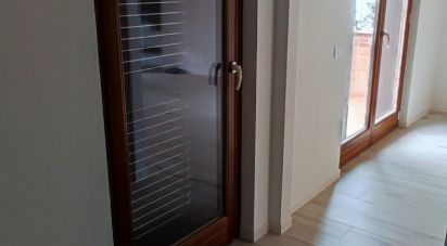 Hotel 6 rooms of 96 m² in Giulianova (64021)