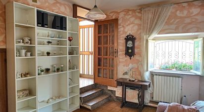 House 10 rooms of 130 m² in Massignano (63061)