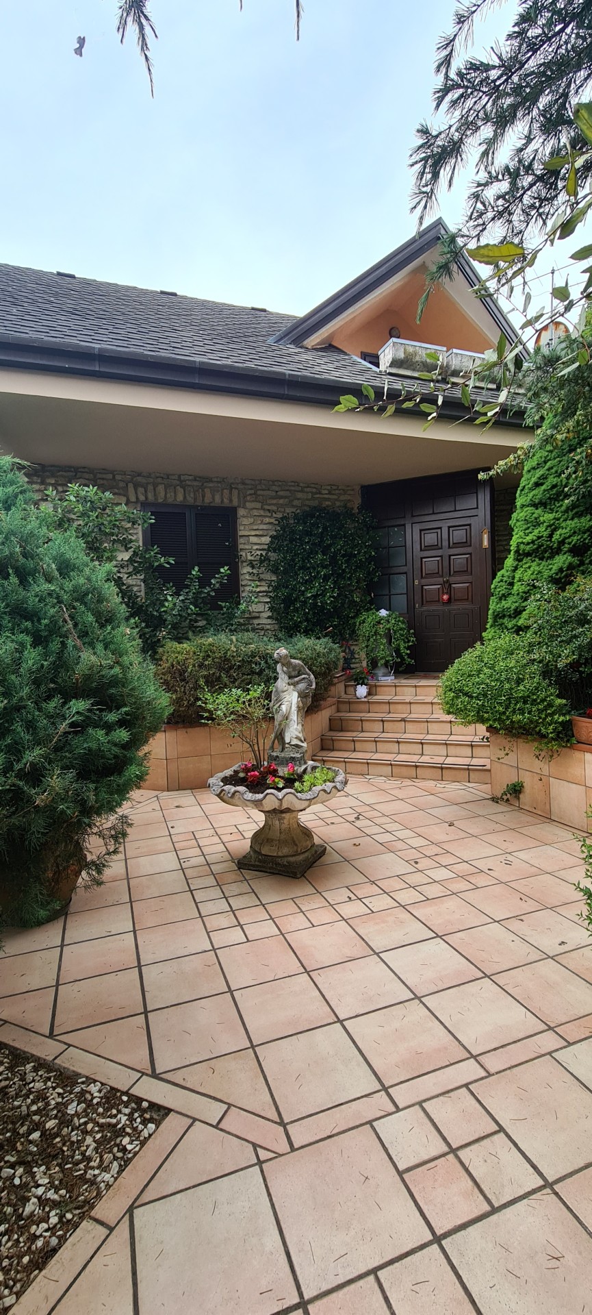 Villa Bifamiliare 18 Cerreto d'Esi 300.00 77667