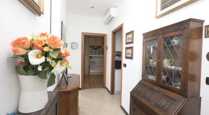 Four-room apartment of 92 m² in Arenzano (16011)