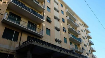 Three-room apartment of 80 m² in Genova (16152)