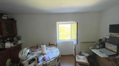 Trilocale di 45 m² a Anticoli Corrado (00022)