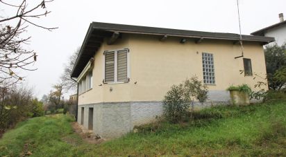 Country home 15 rooms of 300 m² in Carpeneto (15071)