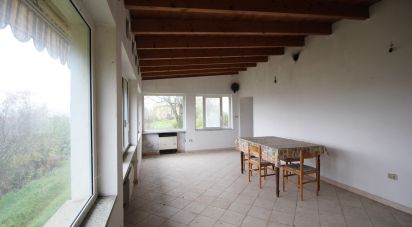 Country home 15 rooms of 300 m² in Carpeneto (15071)