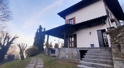 Casa indipendente / Villa 5 locali di 154 m² in Stresa (28838)