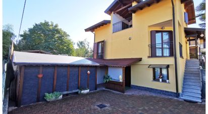 House 5 rooms of 174 m² in Divignano (28010)