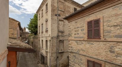 Appartamento 5 locali di 178 m² a Matelica (62024)