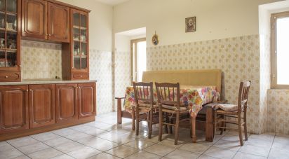 Casa indipendente / Villa 4 locali di 200 m² in Cingoli (62011)