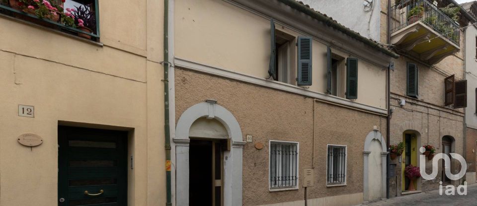 Lodge 6 rooms of 141 m² in Recanati (62019)