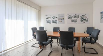 Negozio / locale commerciale di 170 m² in Ancona (60121)