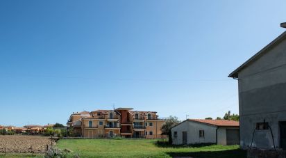 Terreno di 550 m² in Loreto (60025)