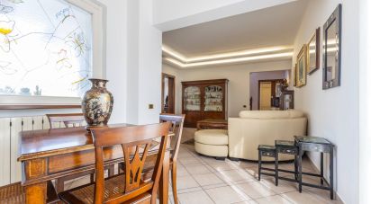 Farm 8 rooms of 300 m² in Loreto (60025)