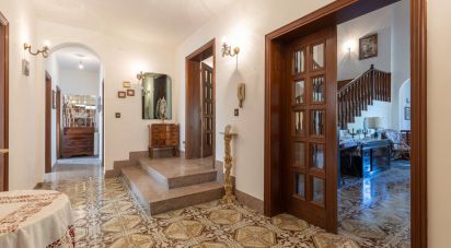 Casale 9 locali di 330 m² in Sassoferrato (60041)