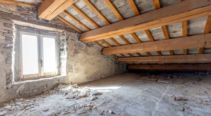 House 12 rooms of 420 m² in Montefano (62010)