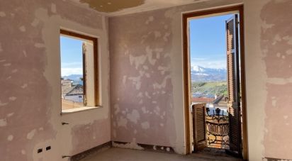 Appartamento 8 locali di 124 m² a Notaresco (64024)