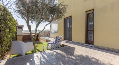 Appartamento 5 locali di 84 m² a Sirolo (60020)