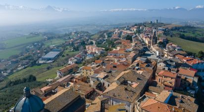 Casa indipendente / Villa 30 locali di 800 m² in Roseto degli Abruzzi (64026)