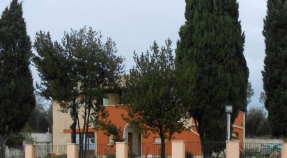 Casale 8 locali di 240 m² in Offida (63073)