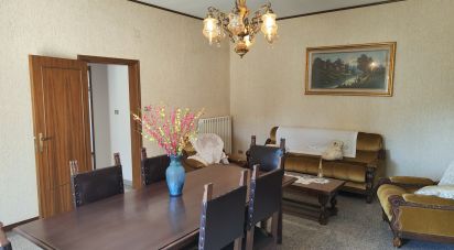 House 8 rooms of 272 m² in Cossignano (63067)