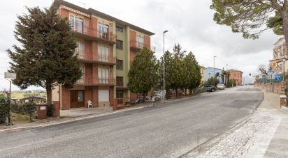 Apartment 8 rooms of 173 m² in Montefano (62010)