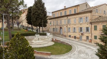 Apartment 8 rooms of 173 m² in Montefano (62010)