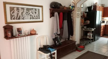 Casale 5 locali di 95 m² in Senigallia (60010)