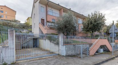 Villa a schiera 8 locali di 250 m² in Filottrano (60024)
