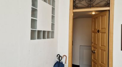 Studio 9 locali di 160 m² a Teramo (64100)