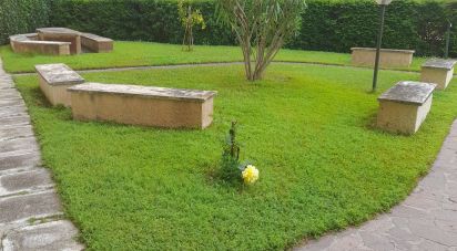 Apartment 7 rooms of 140 m² in Silvi (64028)