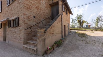 Casa indipendente / Villa 5 locali di 164 m² in Urbisaglia (62010)