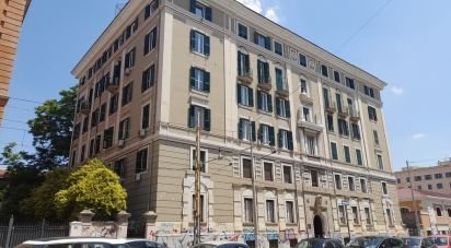 Appartamento 5 locali di 160 m² a Roma (00188)