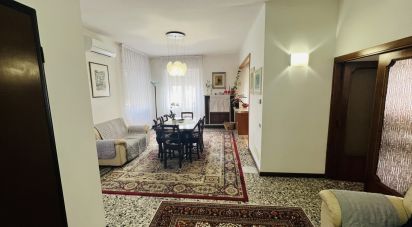 Appartamento 6 locali di 90 m² a Monte San Giusto (62015)