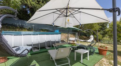 Rustico 8 locali di 355 m² in Camerino (62032)