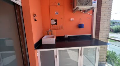 Palazzo / Stabile 3 locali di 73 m² a Fermo (63900)