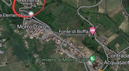 Casa indipendente 11 locali di 260 m² in Morro d'Oro (64020)