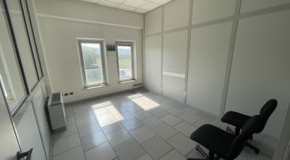 Capannone di 3.500 m² in Morrovalle (62010)