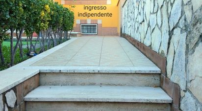 Townhouse 11 rooms of 180 m² in Ardea (00040)