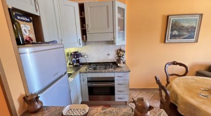 Palazzo / Stabile 5 locali di 68 m² a Fermo (63900)