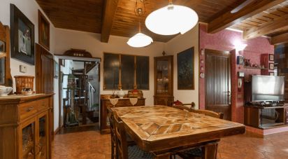 Townhouse 9 rooms of 180 m² in Montefano (62010)