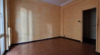 Three-room apartment of 74 m² in Genova (16139)