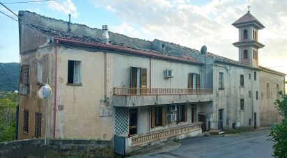 Casa di paese 7 locali di 190 m² in Belmonte Calabro (87033)