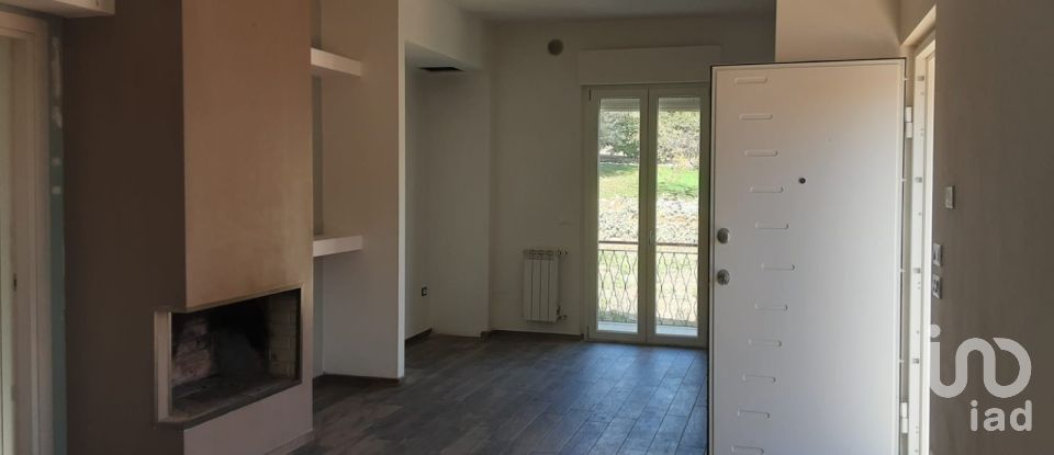 Town house 8 rooms of 180 m² in Silvi (64028)