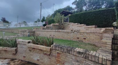 House boat 16 rooms of 287 m² in Elice (65010)