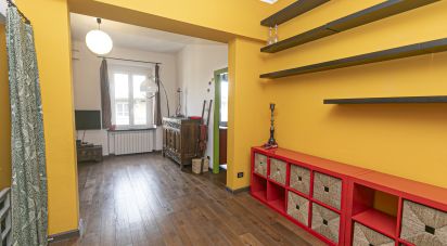 Apartment 7 rooms of 101 m² in Genova (16121)