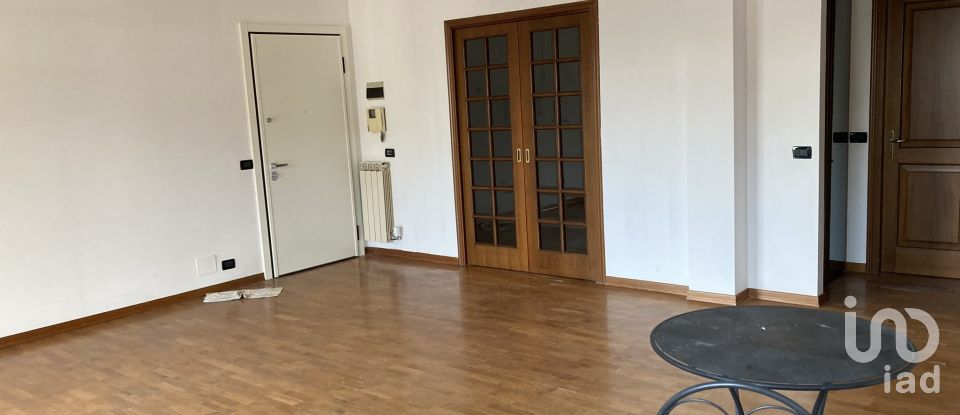 Appartamento 7 locali di 96 m² a Genova (16155)